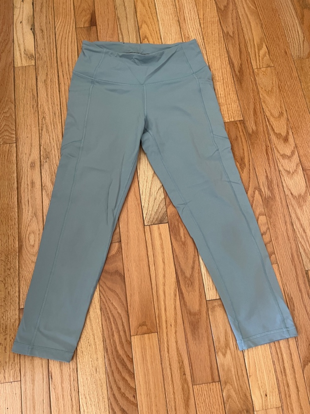 Victoria's Secret Sport Light Blue Active Capri Leggings